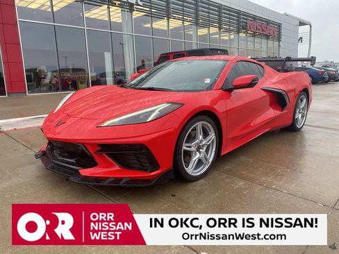 Used 2025 Chevrolet Corvette Stingray Preferred Cpe w/ Battery Protection Package image 1