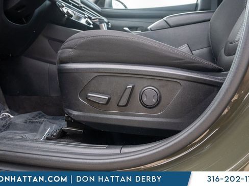 Used 2025 Hyundai Tucson SEL FWD image 18