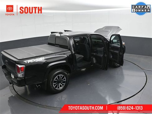 Used 2023 Toyota Tacoma TRD Sport image 47