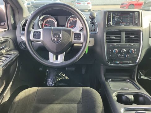 Used 2015 Dodge Grand Caravan SXT w/ Blacktop Package image 10