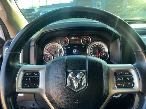 Used 2015 RAM 1500 Laramie w/ Convenience Group image 14