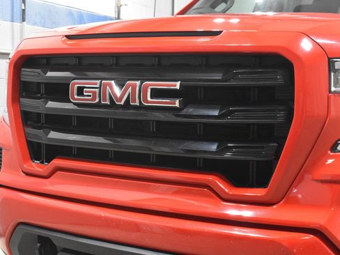 Used 2020 GMC Sierra 1500 Elevation w/ Elevation Value Package AWD/4WD image 29