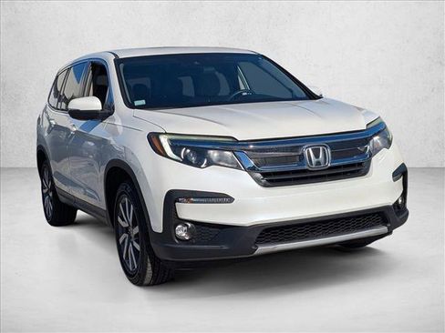 Used 2019 Honda Pilot EX image 3