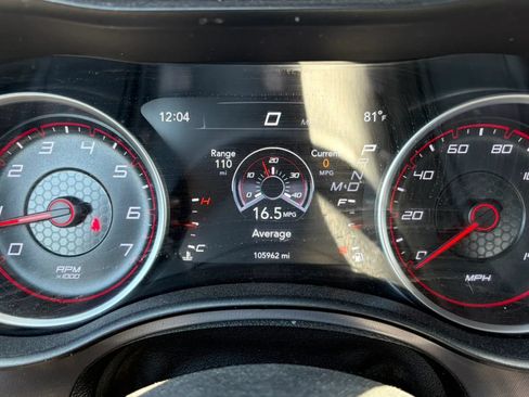 Used 2021 Dodge Charger SXT RWD image 9