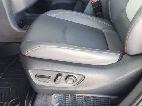 Used 2022 Toyota Sienna XSE w/ XSE Plus Package FWD image 24