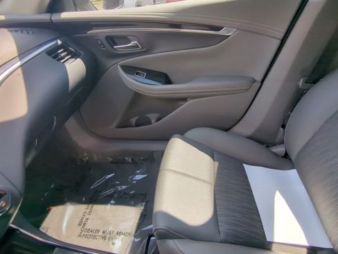 Used 2019 Chevrolet Impala LT w/ LT Convenience Package FWD image 18