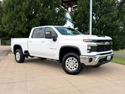 Used 2024 Chevrolet Silverado 2500 LT w/ Convenience Package
