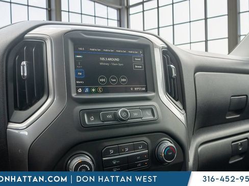 Used 2022 Chevrolet Silverado 1500 Custom RWD image 8