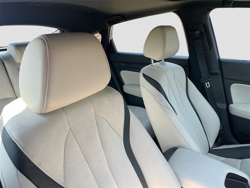 Used 2023 Acura Integra A-Spec image 28