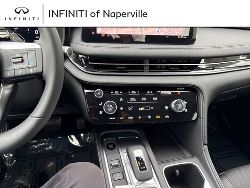 New 2026 INFINITI QX60 Luxe image 17