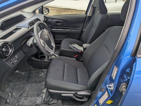 Used 2016 Toyota Prius C Three image 15