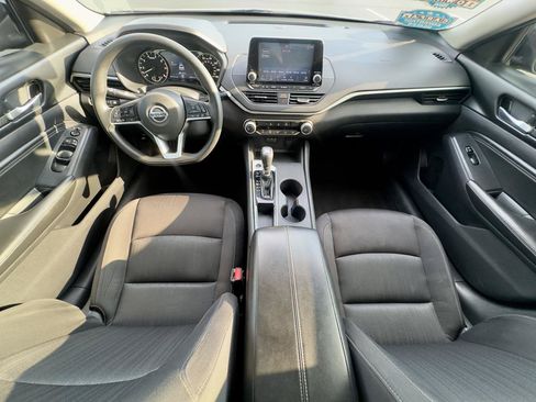 Used 2020 Nissan Altima 2.5 S FWD image 15