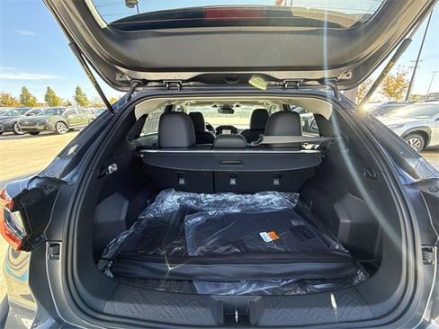 New 2025 Subaru Crosstrek 2.5i Limited w/ Crosstrek Mirror Package image 24