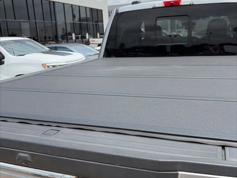 Used 2022 Ford F250 Lariat w/ Lariat Value Package AWD/4WD image 13