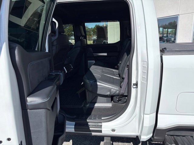 Used 2026 Ford F250 Platinum AWD/4WD image 12