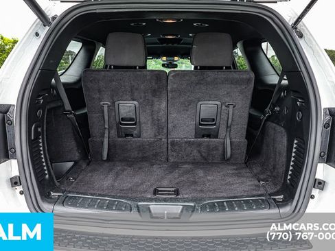 Used 2025 Dodge Durango GT RWD image 23