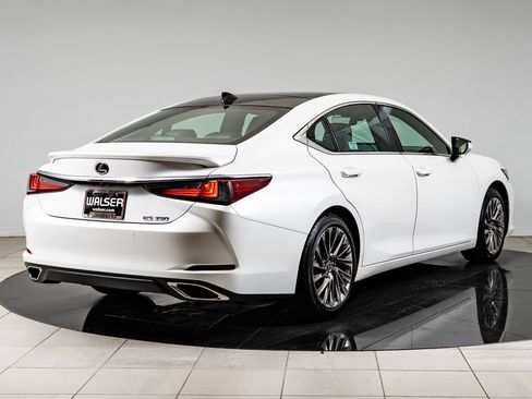 Certified 2025 Lexus ES 350 Ultra Luxury FWD image 10