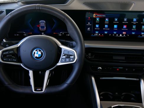 Certified 2025 BMW i4 xDrive40i w/ M Sport Package AWD/4WD image 15