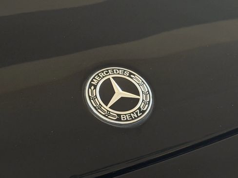 Used 2020 Mercedes-Benz GLB 250 image 10