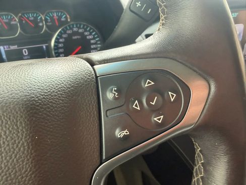 Used 2015 Chevrolet Suburban LT AWD/4WD image 14