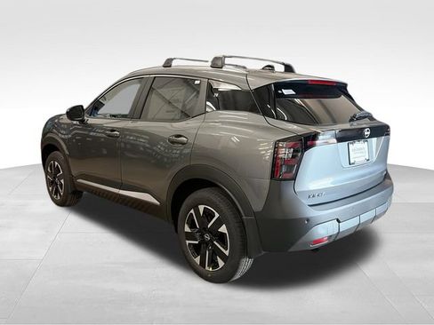New 2026 Nissan Kicks SV w/ Cold Weather Package AWD/4WD image 6