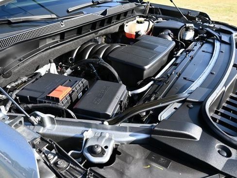 Used 2025 Chevrolet Tahoe Premier image 14