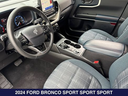 Used 2024 Ford Bronco Sport Heritage w/ Heritage Convenience Package AWD/4WD image 11