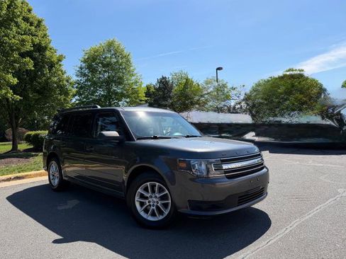 Used 2016 Ford Flex SE FWD image 2