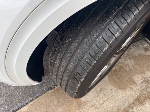 Used 2024 Genesis GV70 2.5T image 9