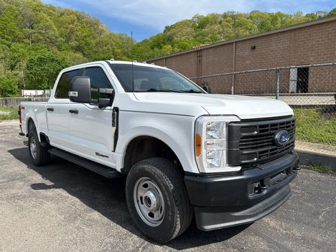 Used 2023 Ford F350 XL w/ 360-Degree Camera Package AWD/4WD image 11