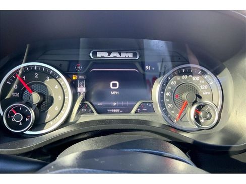 Used 2025 RAM 1500 Laramie w/ Sport Appearance Package AWD/4WD image 22