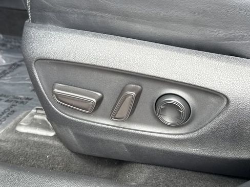 Used 2020 Toyota RAV4 Limited w/ Limited Grade Weather Package image 23