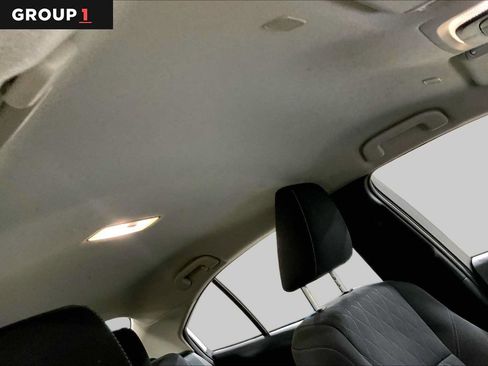 Used 2025 Toyota Corolla LE FWD image 14