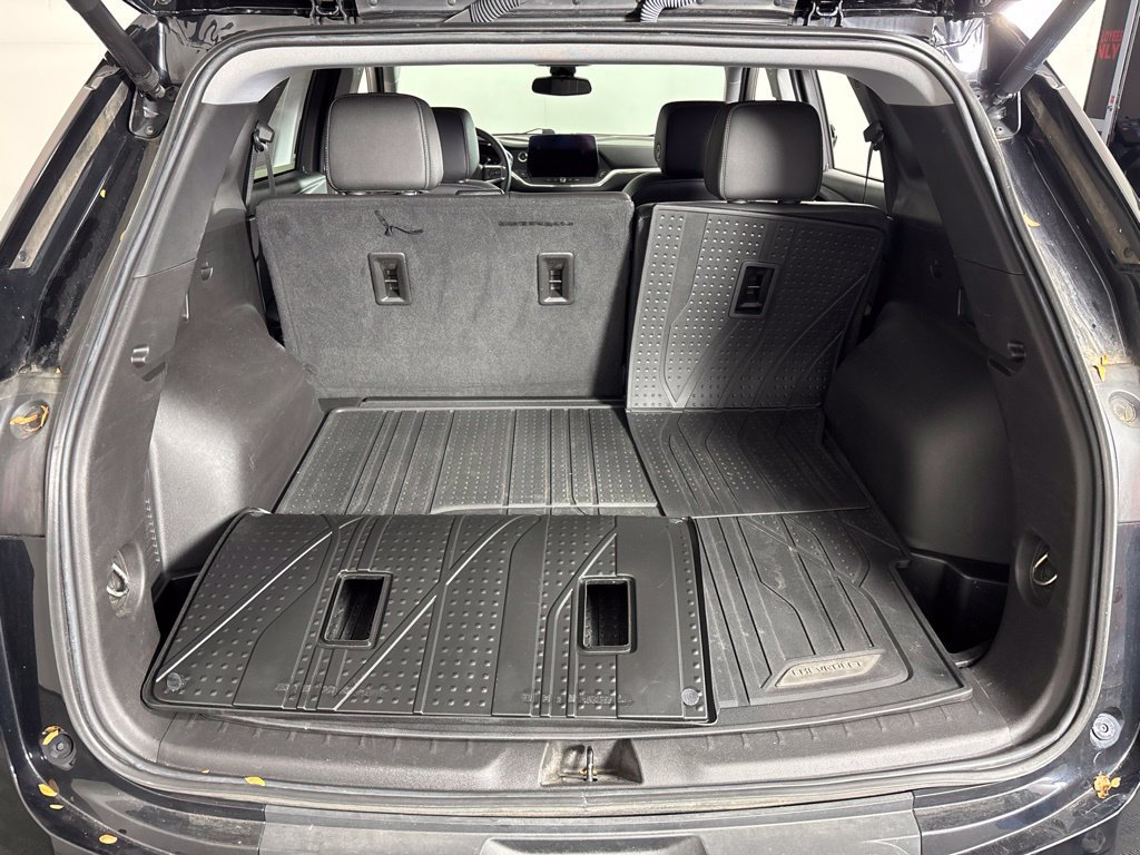Used 2023 Chevrolet Blazer LT w/ LPO, Floor Liner Package AWD/4WD image 9