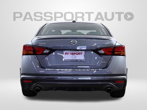 Used 2019 Nissan Altima 2.5 Platinum AWD/4WD image 6