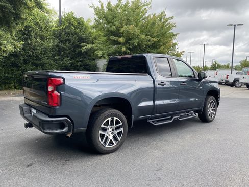 Used 2019 Chevrolet Silverado 1500 Custom Trail Boss w/ Custom Convenience Package AWD/4WD image 9
