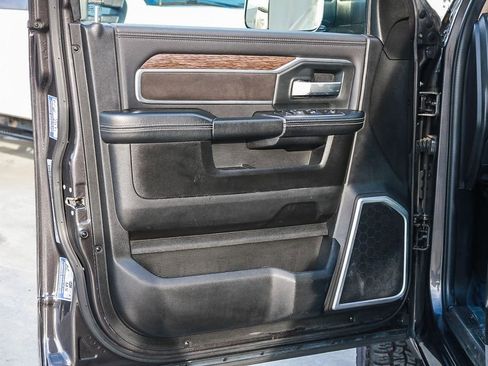 Used 2020 RAM 2500 Laramie image 22