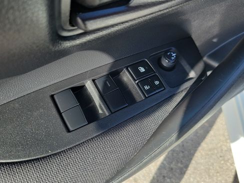 Used 2022 Toyota Corolla LE FWD image 23