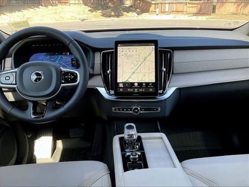 New 2026 Volvo XC90 T8 Plus w/ Protection Package image 9