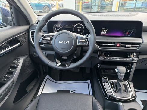 New 2026 Kia Seltos EX image 26