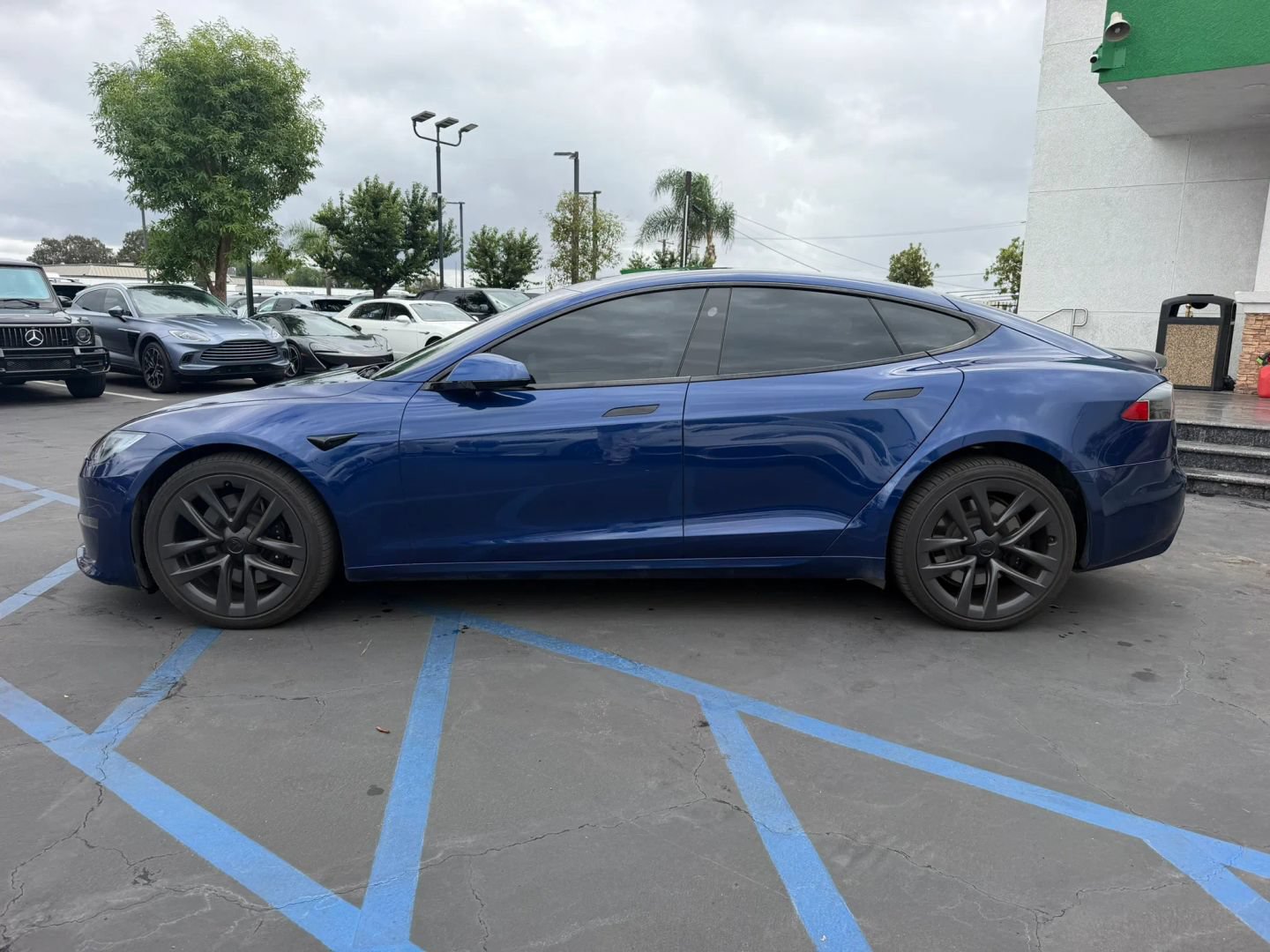 Used 2021 Tesla Model S Plaid AWD/4WD image 5