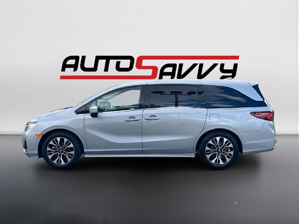 Used 2025 Honda Odyssey Elite image 4
