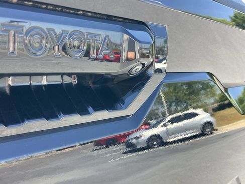 Used 2022 Toyota Tundra SR5 w/ TRD Off-Road Premium Package AWD/4WD image 12