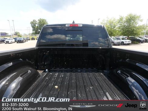 New 2025 RAM 1500 Laramie image 7