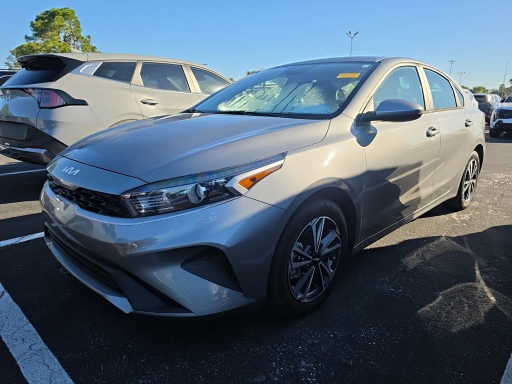 Certified 2024 Kia Forte LXS FWD image 8