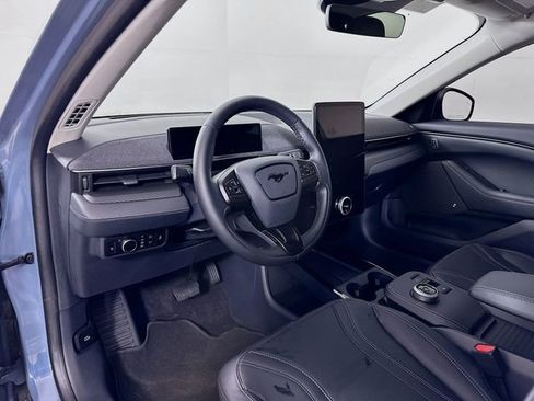 Used 2024 Ford Mustang Mach-E Premium image 9