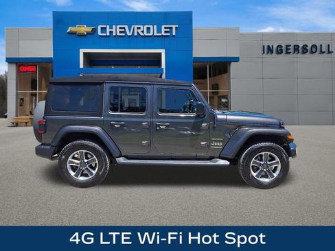 Used 2019 Jeep Wrangler Unlimited Sahara AWD/4WD image 27