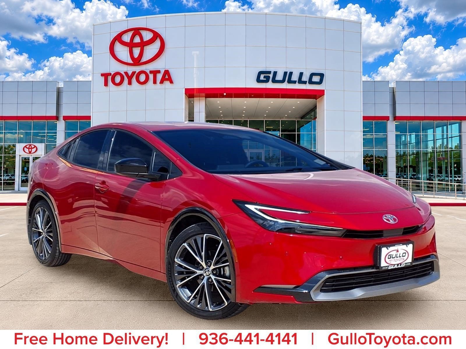 Certified 2024 Toyota Prius XLE FWD image 1