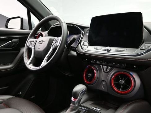 Used 2025 Chevrolet Blazer RS AWD/4WD image 18