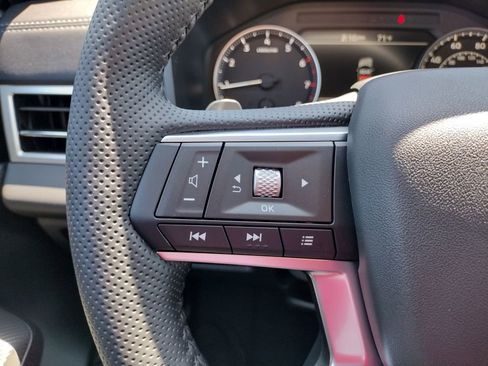 New 2026 Mitsubishi Outlander LE AWD/4WD image 27